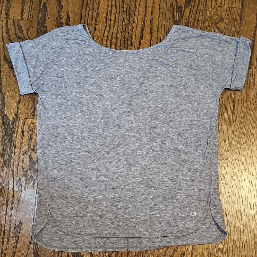 GAPfit Breathe Gray Cuffed Tunic Top - Picture 3 of 9